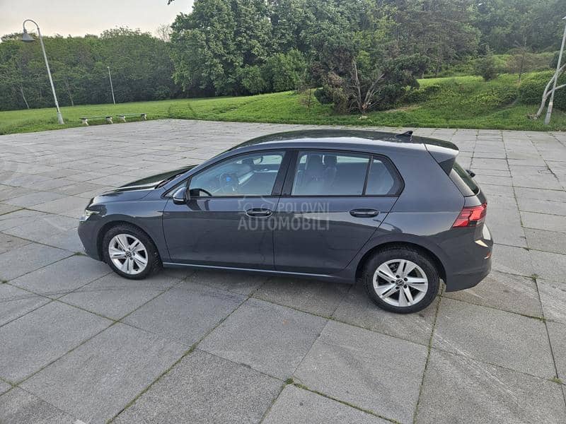 Volkswagen Golf 8 2 4 god dsg noov