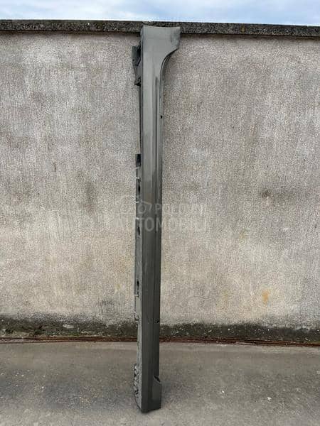 Desni Prag Sajtna E21