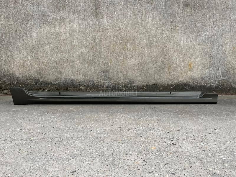 Desni Prag Sajtna E21