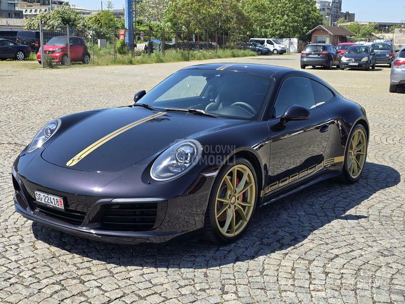 Porsche 911 CARRERA 4S