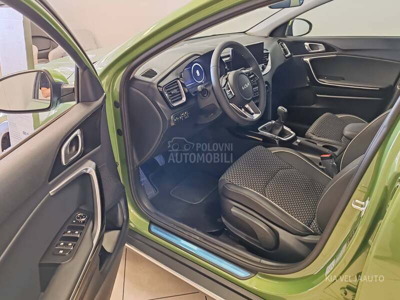 Kia XCeed 1.5 T-GDI FLOW PLUS