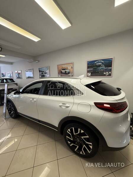 Kia XCeed 1.5 FLOW PLUS BONUS