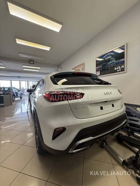Kia XCeed 1.5 FLOW PLUS BONUS