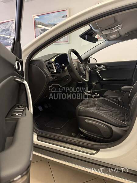 Kia XCeed 1.5 FLOW PLUS BONUS