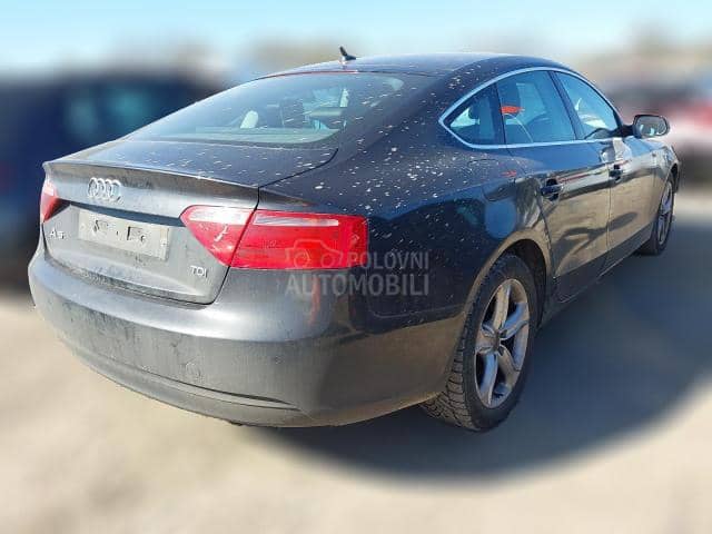 Audi A5 CJCA 2013. god. -  kompletan auto u delovima