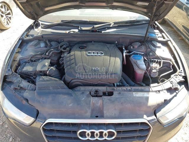 Audi A5 CJCA 2013. god. -  kompletan auto u delovima