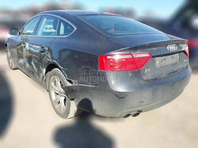 Audi A5 CJCA 2013. god. -  kompletan auto u delovima