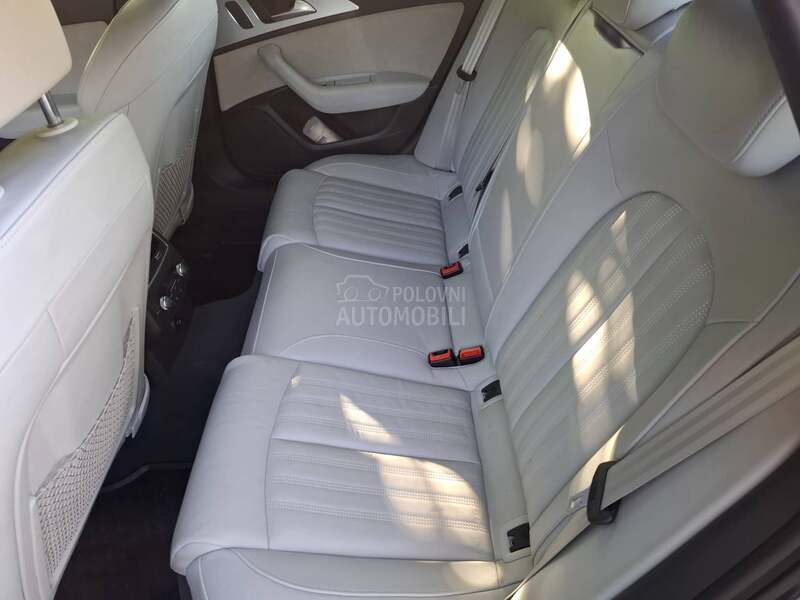Audi A6 quatro3xslinematrix