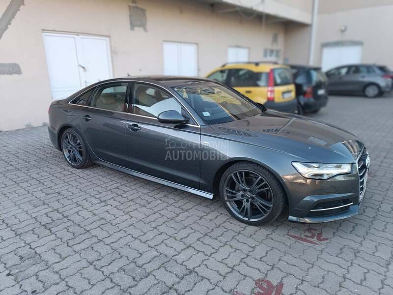 Audi A6 quatro3xslinematrix