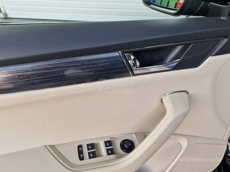 Škoda Superb 2.0 TDI DSG STYLE