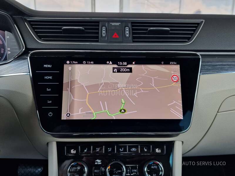 Škoda Superb 2.0 TDI DSG STYLE