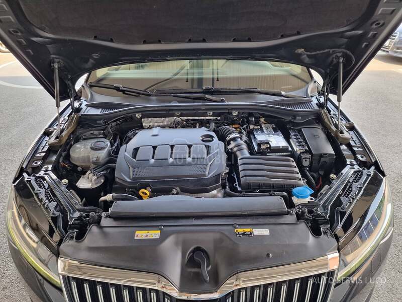 Škoda Superb 2.0 TDI DSG STYLE