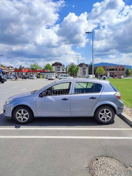 Opel Astra H 1.7cdti