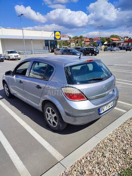 Opel Astra H 1.7cdti