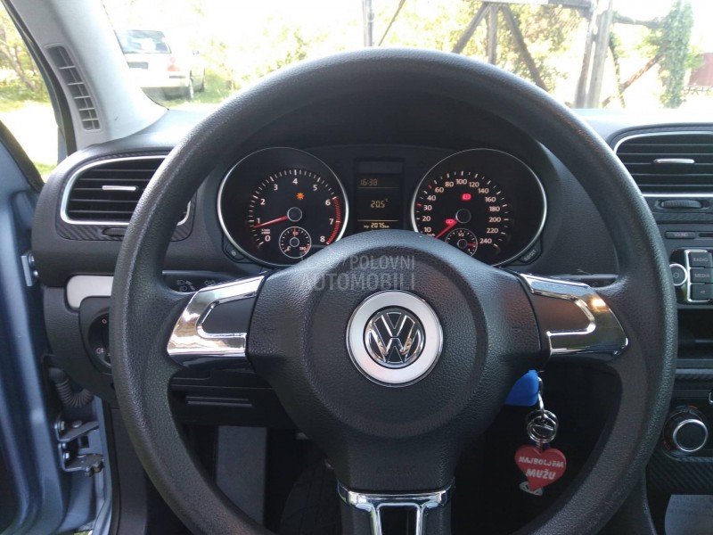 Volkswagen Golf 6 
