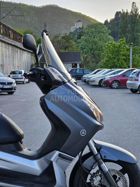 Yamaha Xmax 250