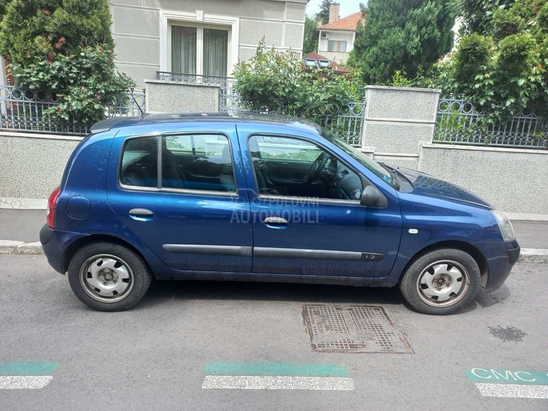 Renault Clio 1.2 8V