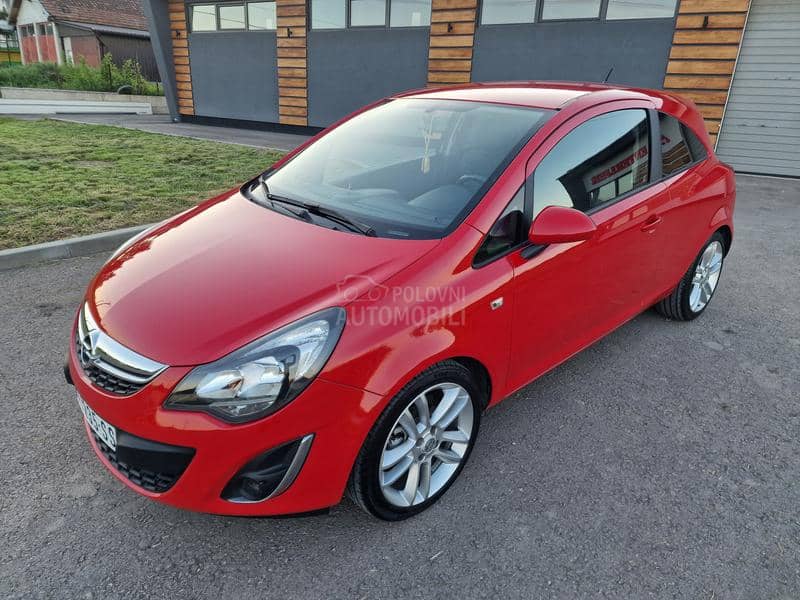 Opel Corsa D 1.2 GPL Edition