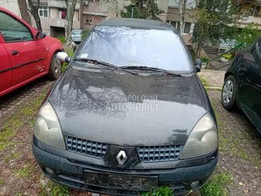 KOMPLETAN AUTO U DELOVIMA za Renault Clio od 2001. do 2006. god.