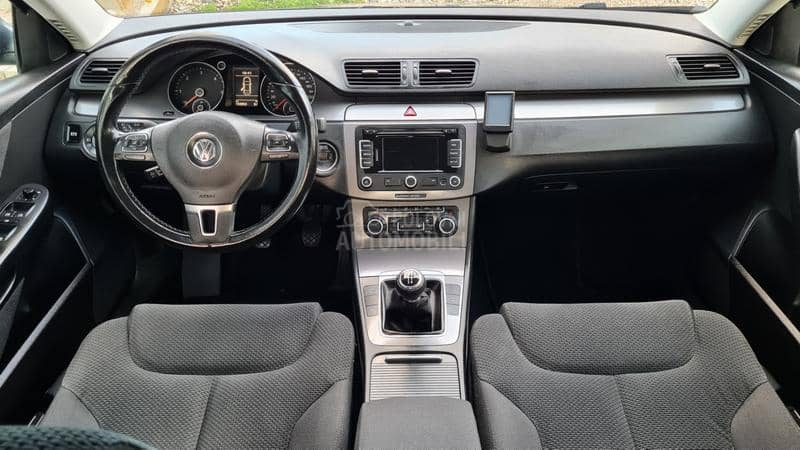 Volkswagen Passat B6 1.6TDI  BLUEMOTION