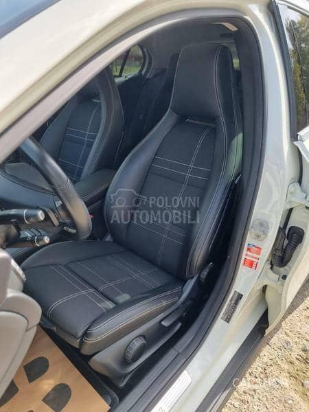 Mercedes Benz GLA 200 4MATIC