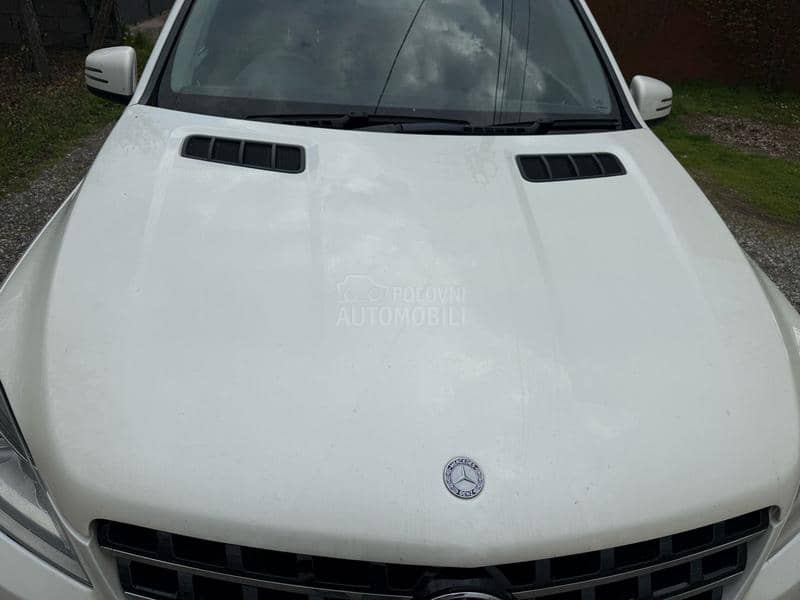 Mercedes Benz ML Klasa 2014. god. -  kompletan auto u delovima