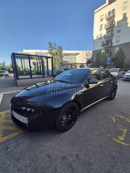 Alfa Romeo 159 