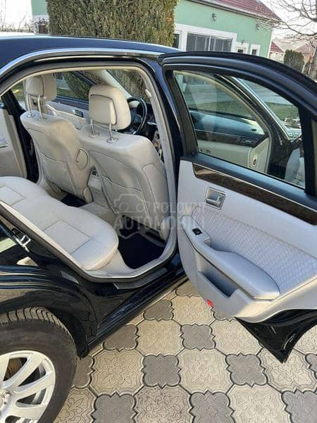 Mercedes Benz E 220 2.2 CDI