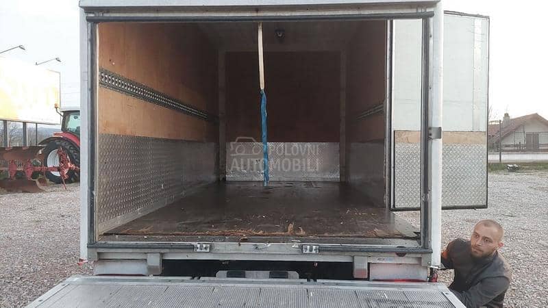 Fiat Ducato 2.3 MJ MAXI FURGON RAMPA