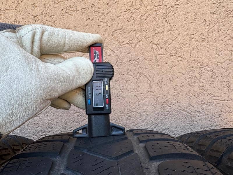 Pirelli 215/60 R16 Zimska