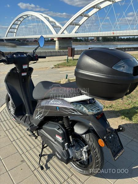 Trio Trevis 125  R16/EFI+KOFER