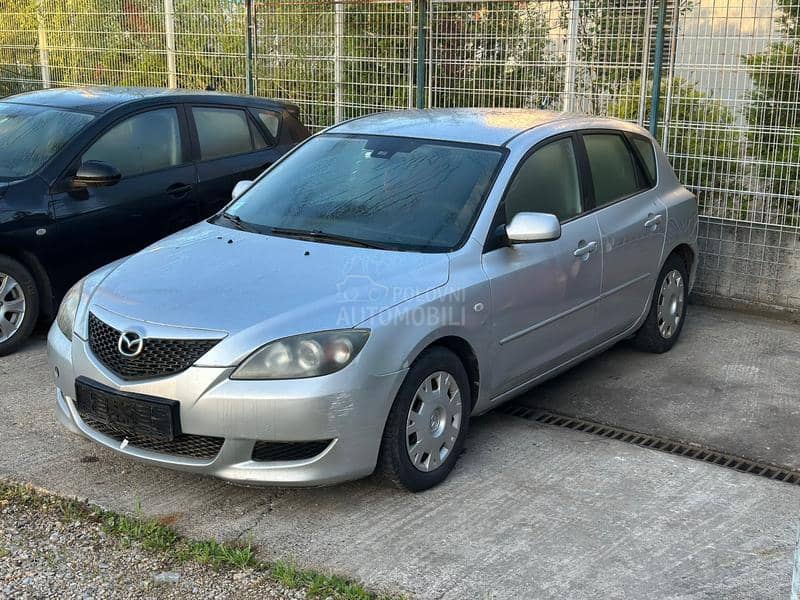 Mazda 3 -  kompletan auto u delovima