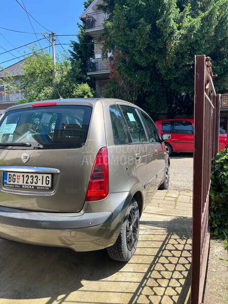 Lancia Musa 1,3 multijet