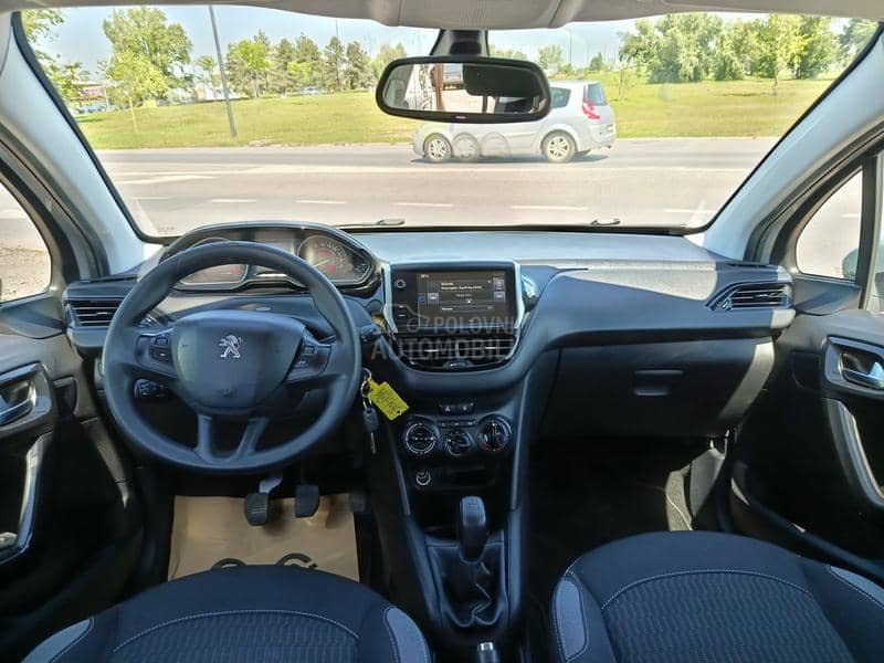 Peugeot 208 1.2ben