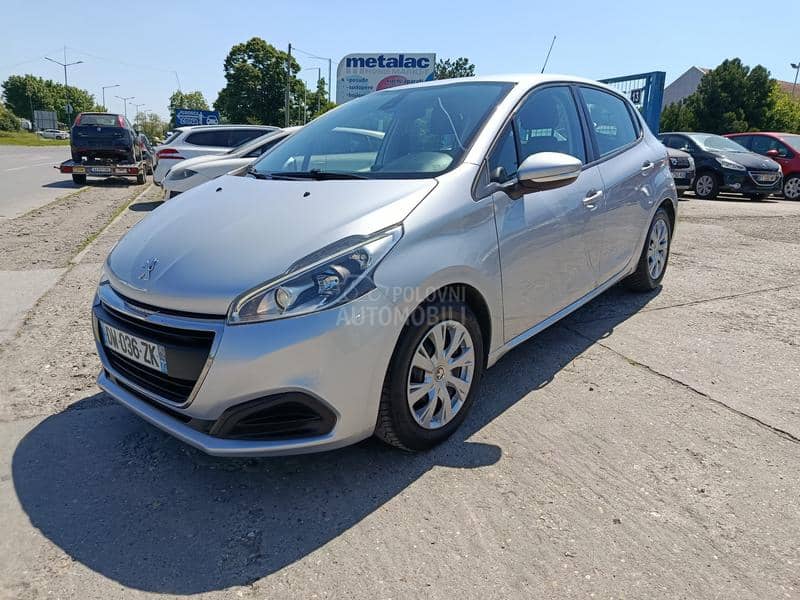 Peugeot 208 1.2ben