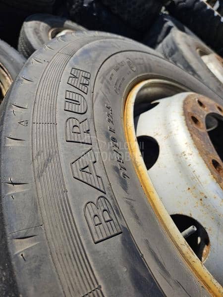 Barum 275/70 R22.5 Zimska