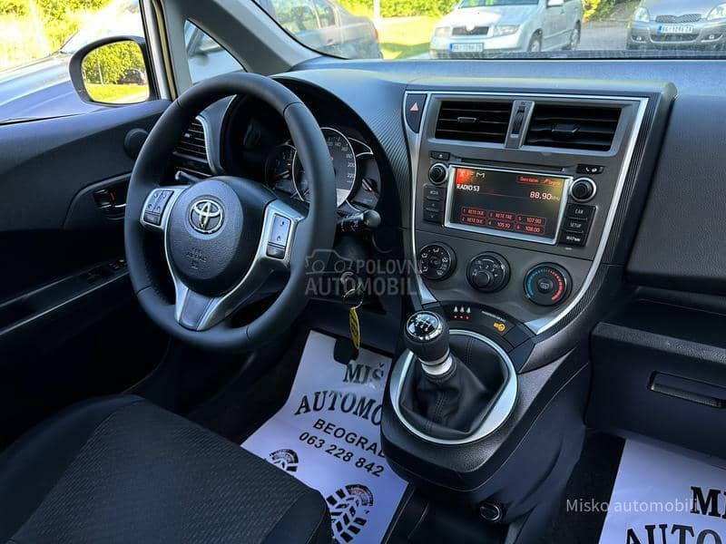 Toyota Verso-S 1.4 D Nav Kamera
