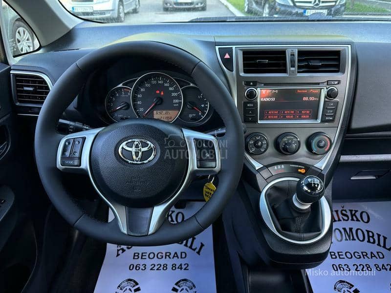 Toyota Verso-S 1.4 D Nav Kamera