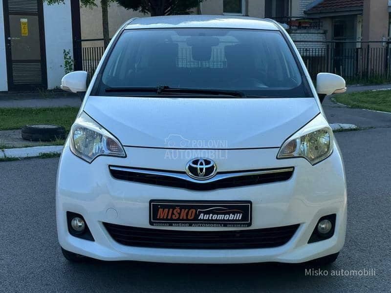 Toyota Verso-S 1.4 D Nav Kamera