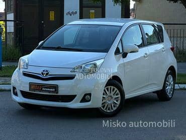 Toyota Verso-S 1.4 D Nav Kamera