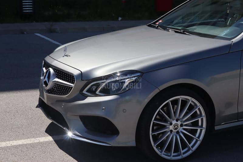 Mercedes Benz E 400 V6 Bi-Turbo