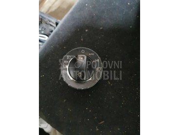 prekidac svetla b6 za Audi A4 od 2000. do 2004. god.