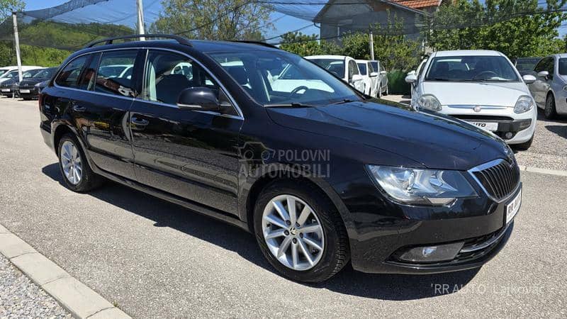 Škoda Superb 1.6 TDI N A V I