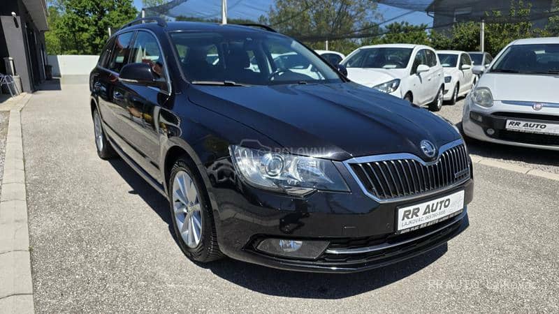 Škoda Superb 1.6 TDI N A V I