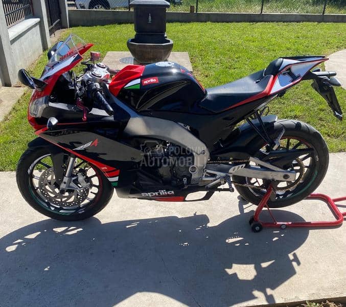 Aprilia rs4 125