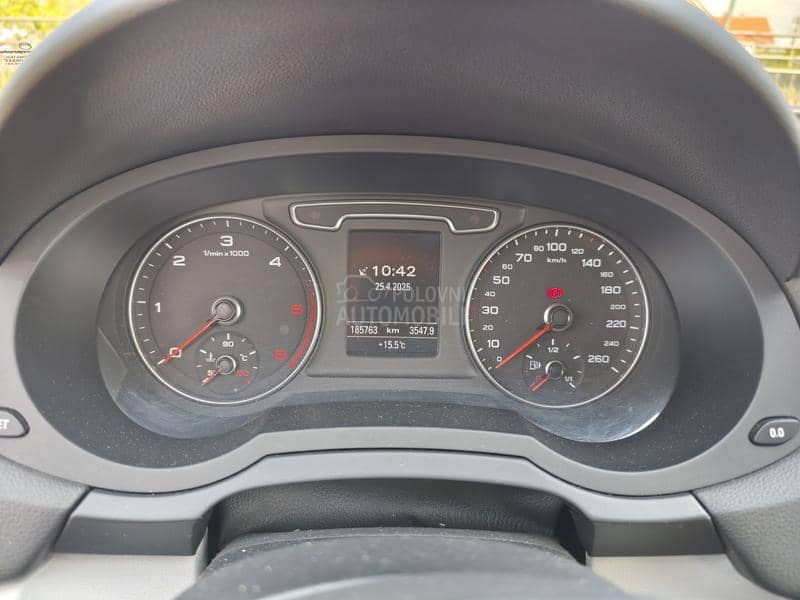 Audi Q3 2.0 TDI S LINE