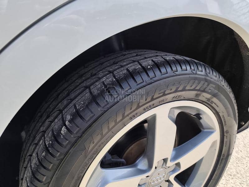 Audi Q3 2.0 TDI S LINE