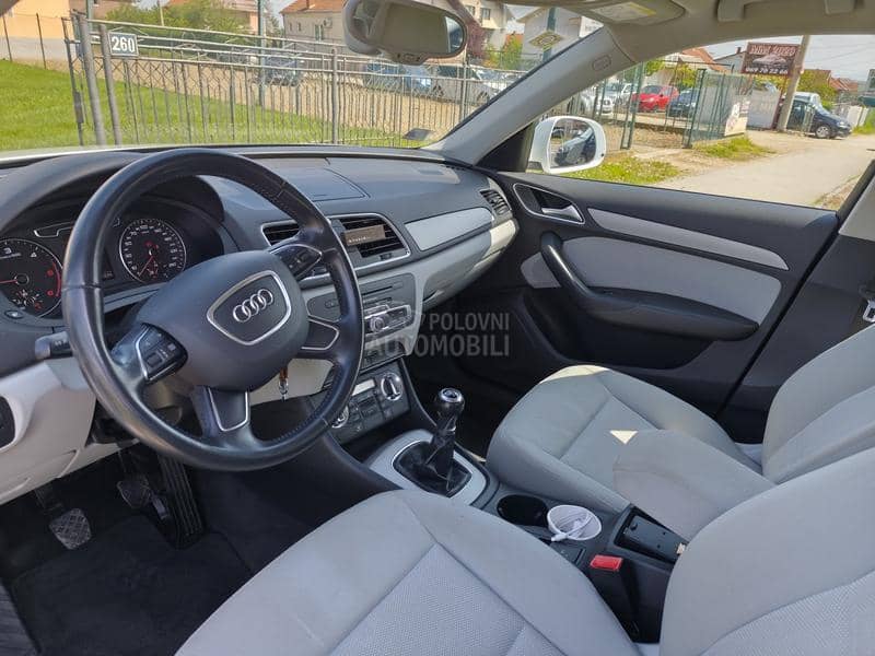 Audi Q3 2.0 TDI S LINE