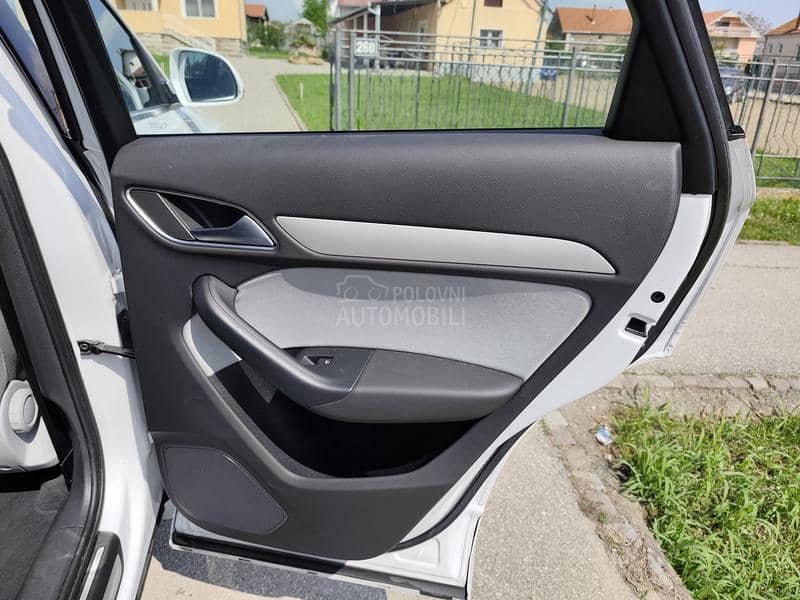 Audi Q3 2.0 TDI S LINE