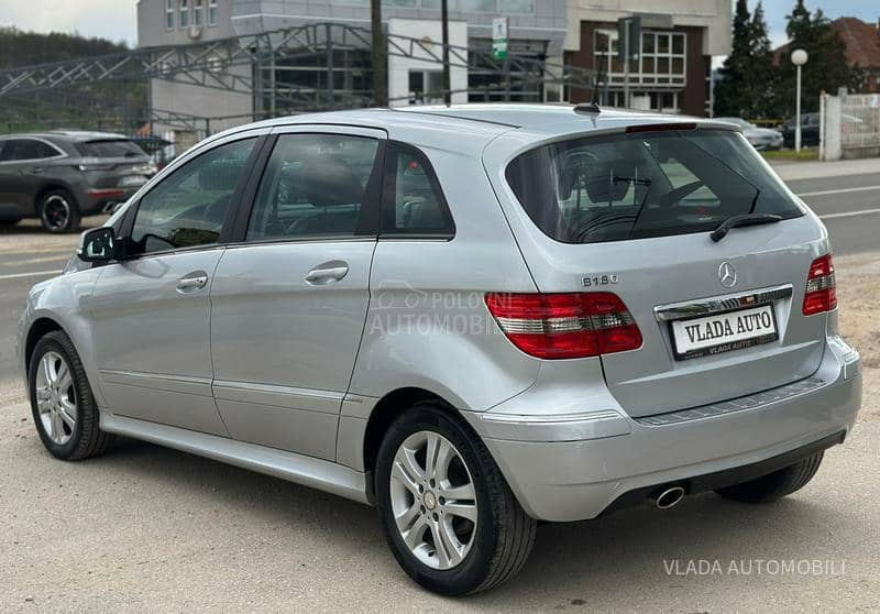 Mercedes Benz B 180 AVANTGARDE